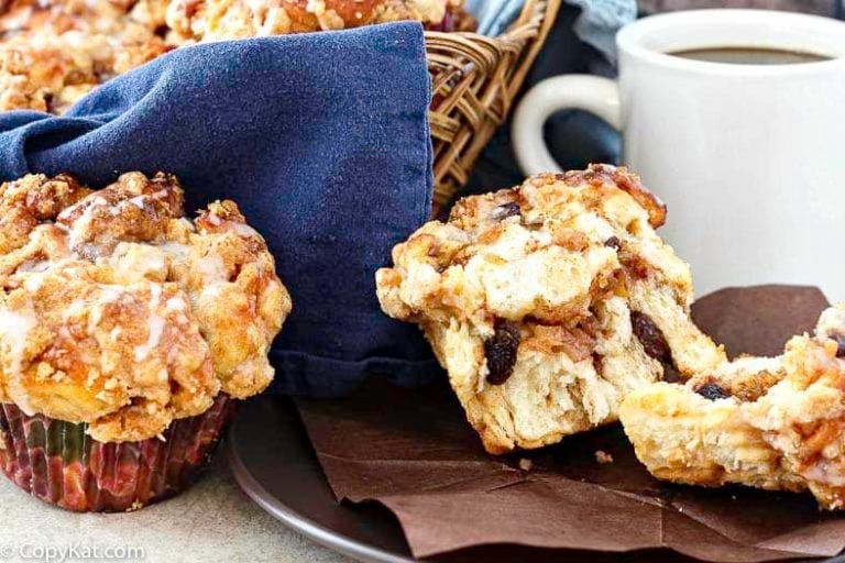 Panera Bread Apple Cinnamon Raisin Muffins