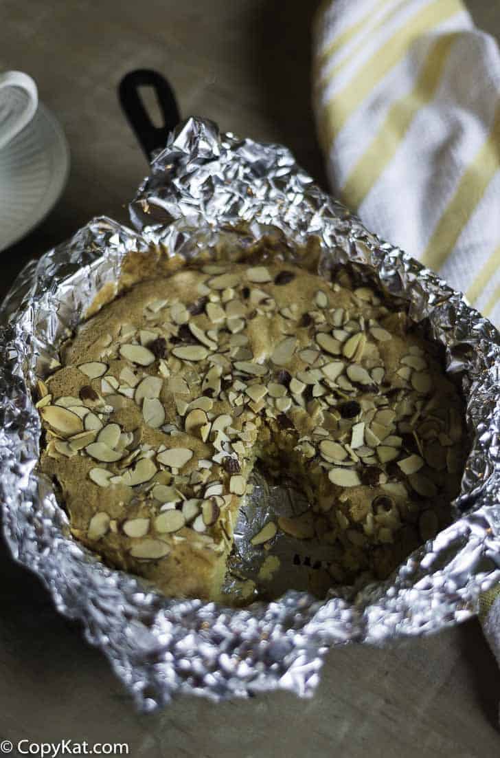 Iron Skillet Coffee Cake is perfect to serve with coffee. Easy to make, and you have everything you need in your pantry. #homemade