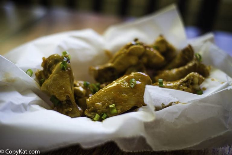 Air Fryer Garlic Buffalo Chicken Wings Recipe