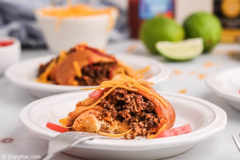Easy Taco Ring Recipe with Crescent Rolls
