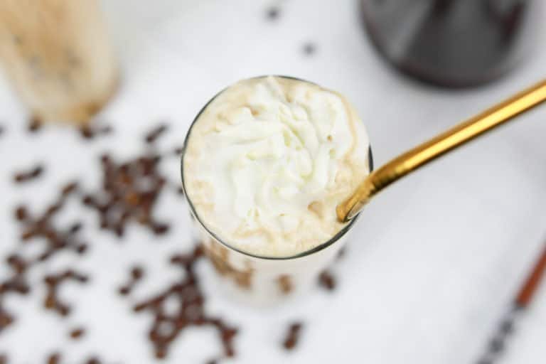 Homemade Starbucks Iced Vanilla Latte Recipe