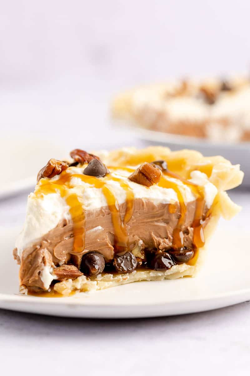 turtle pie slice on a plate.