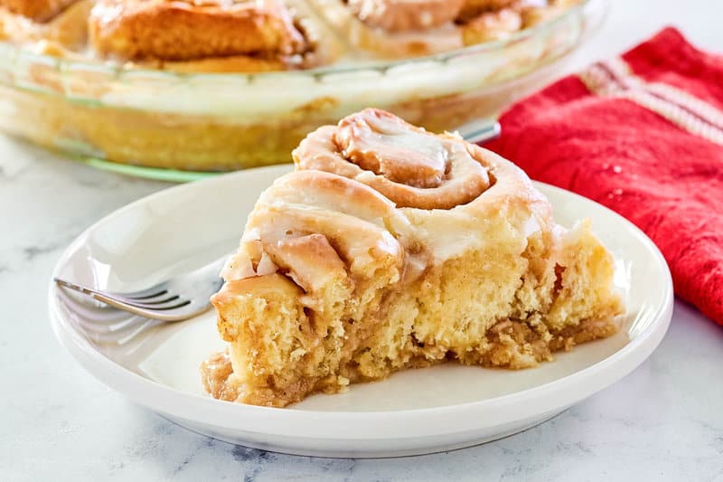 Cracker Barrel Cinnamon Roll pie