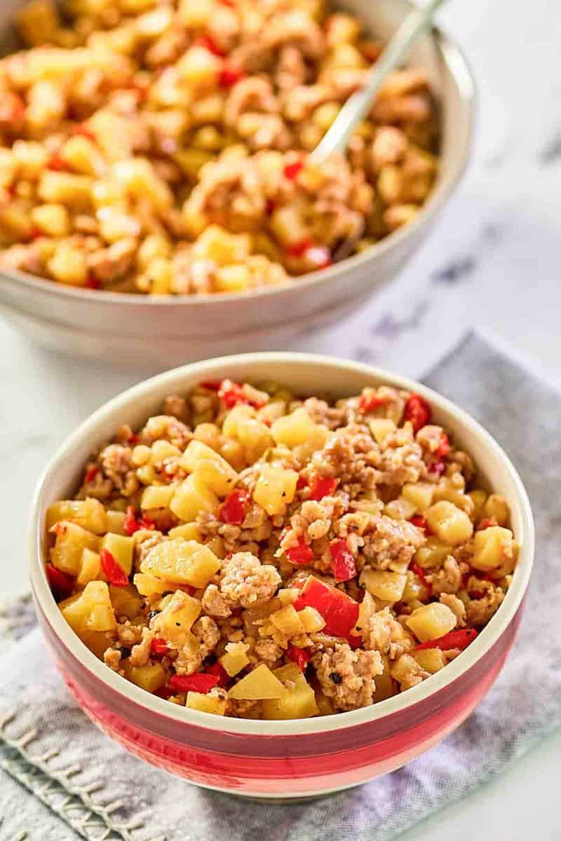 Sausage hash in two bowls.