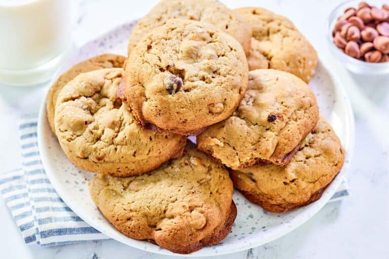 Copycat Panera Kitchen Sink Cookies