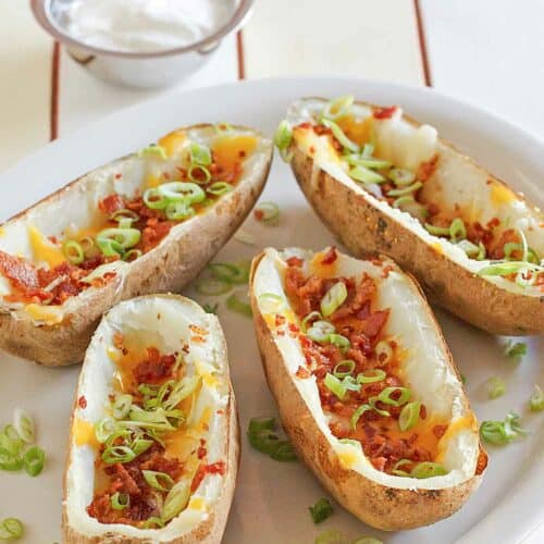 Copycat TGI Friday's potato skins on a plate.