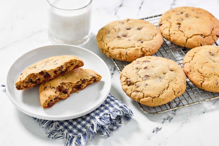 Crumbl Chocolate Chip Cookies
