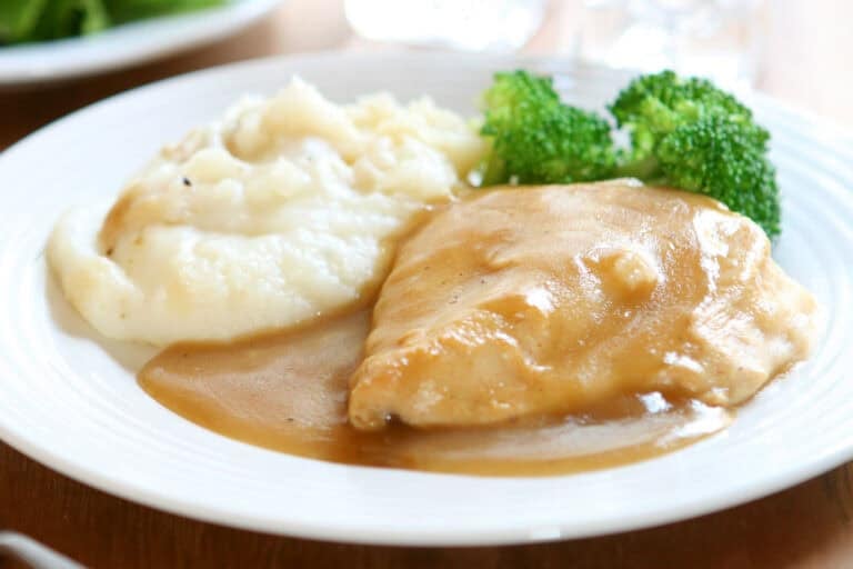 Homemade Chicken Gravy from Scratch