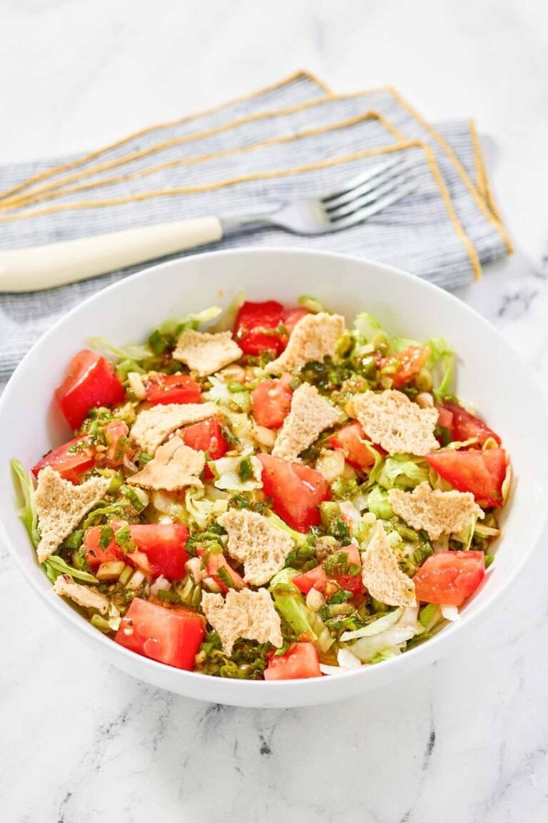 Copycat green jacket salad in a bowl.