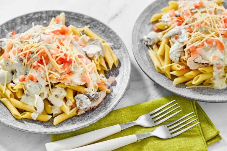 Johnny Carino’s Chicken Penne Gorgonzola