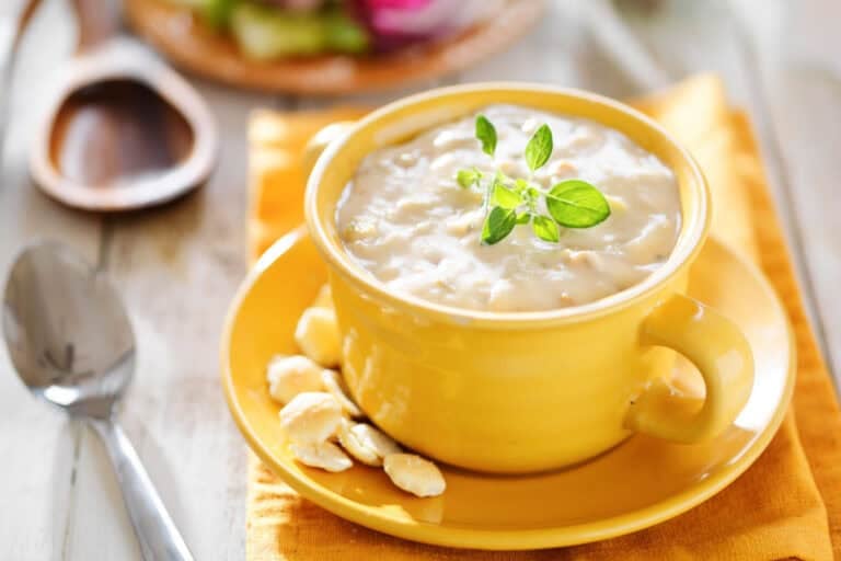 Sweet Tomatoes Clam Chowder