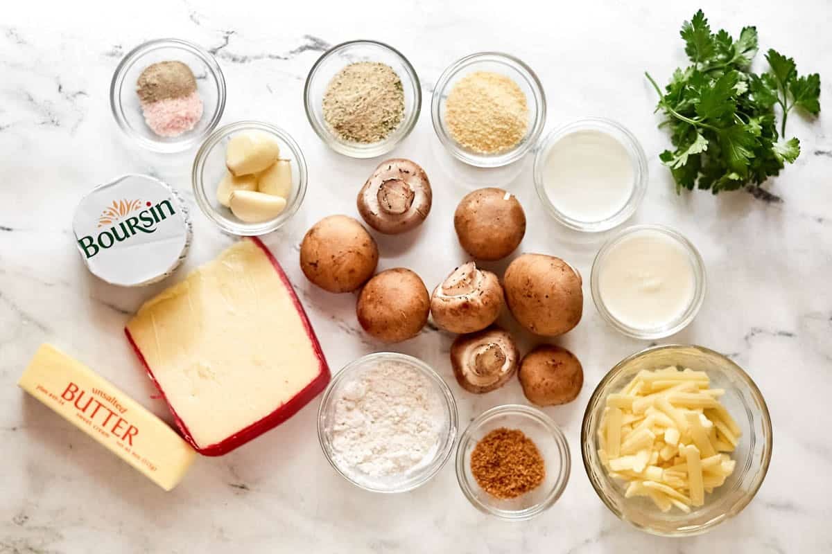 Mushrooms, cheese, breadcrumbs, butter, garlic, cream, and seasonings.